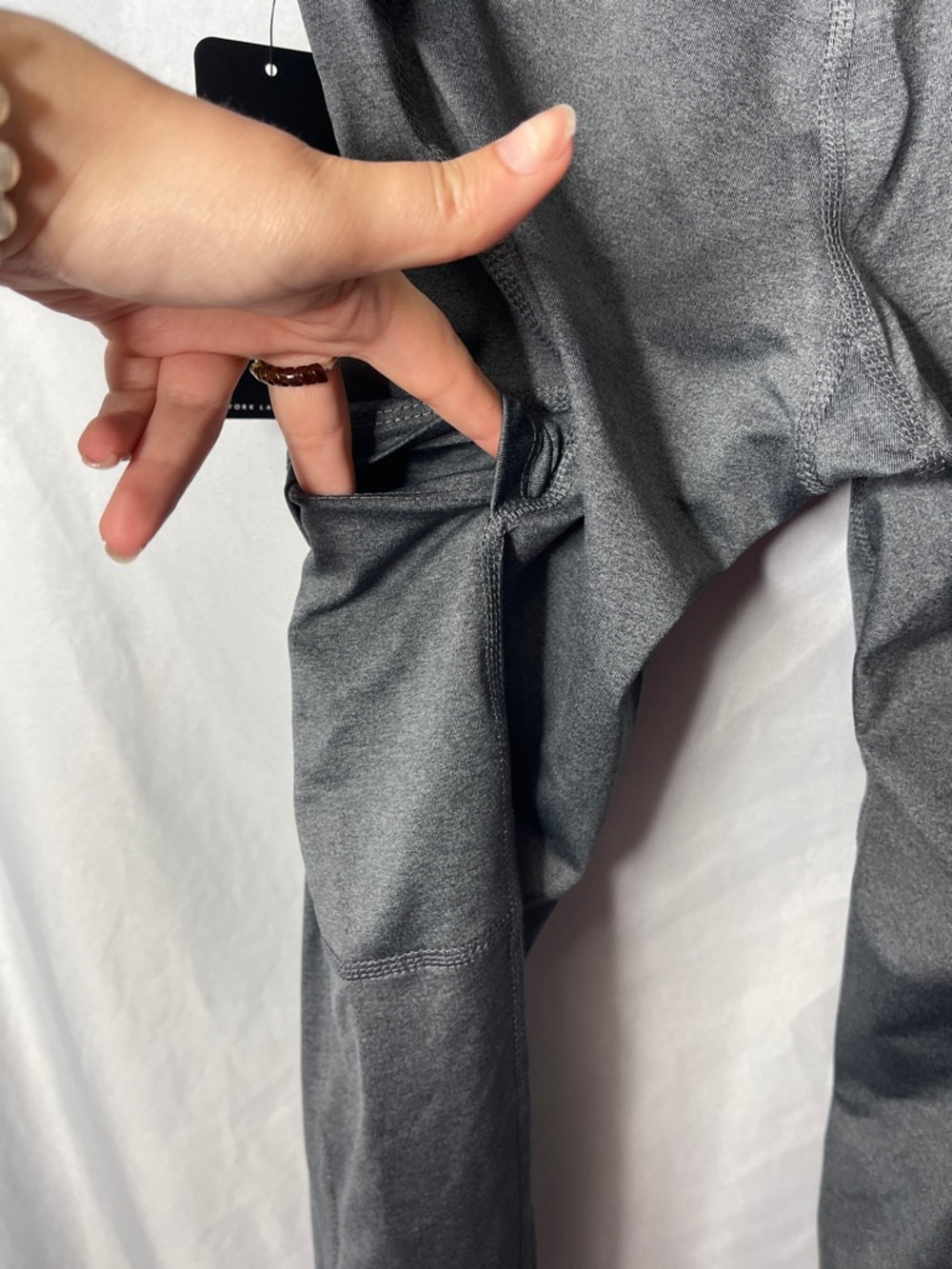 New York Laundry Gray Active Leggings Capris - Picture 7 of 9